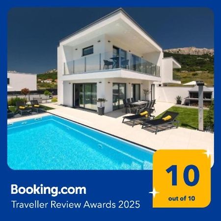 Villa Supernus With Heated Pool 바슈카 외부 사진