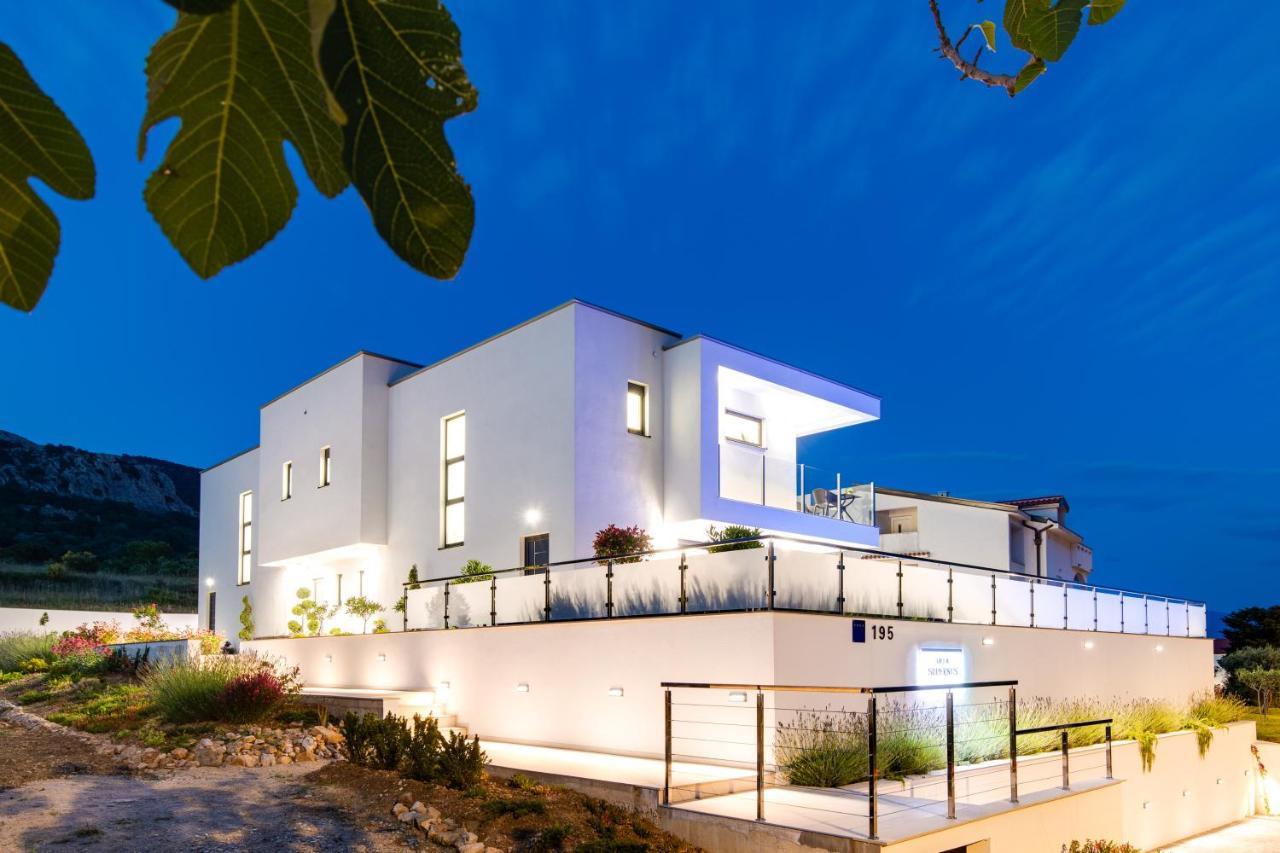 Villa Supernus With Heated Pool 바슈카 외부 사진